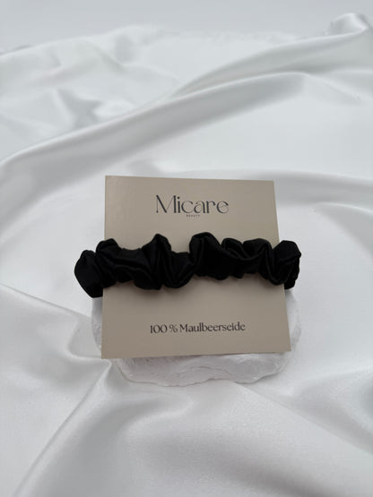 SATIN SCRUNCHIE
