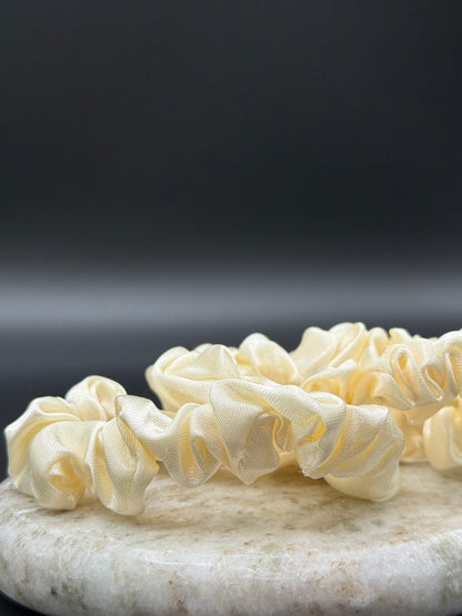 SATIN SCRUNCHIE